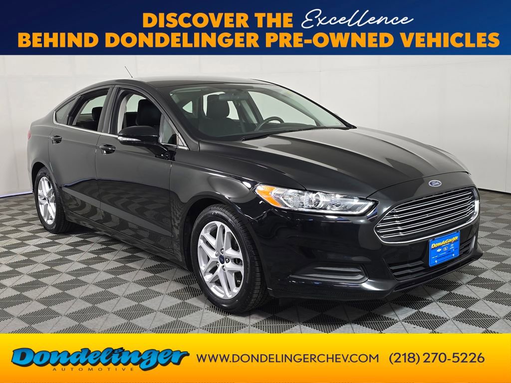 2016 Ford Fusion SE FWD's photo