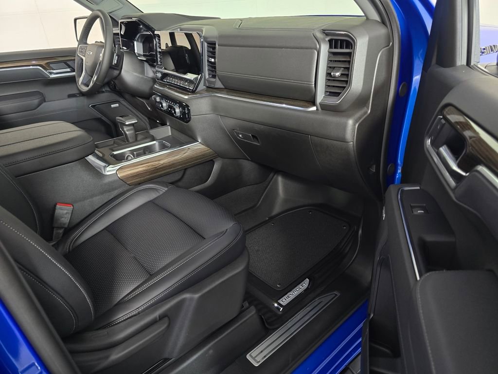 2025 Chevrolet Silverado 1500 RST - Photo 17