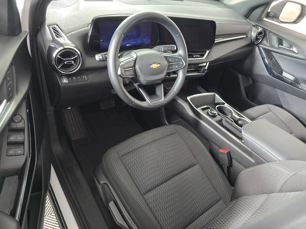 2026 Chevrolet Equinox LT - Photo 10