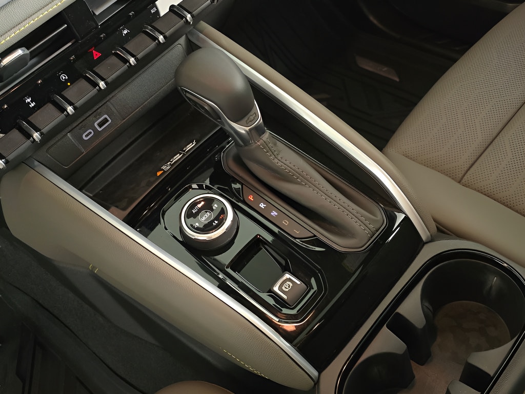 2026 Chevrolet Colorado ZR2 - Photo 31