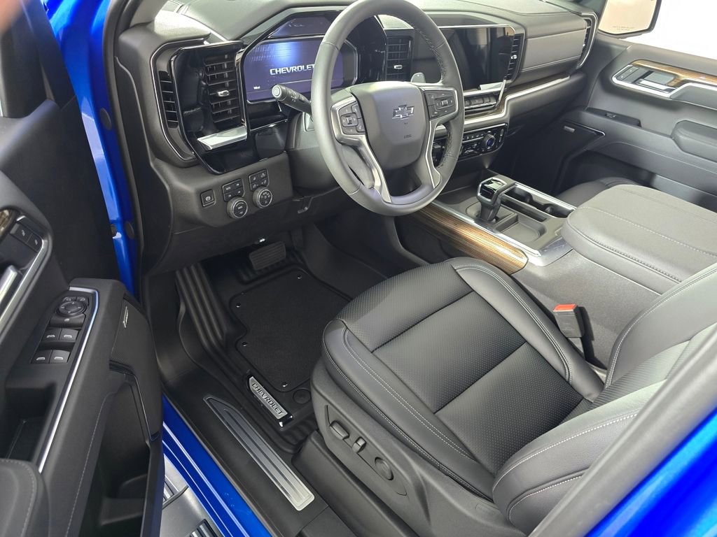 2025 Chevrolet Silverado 1500 RST - Photo 10