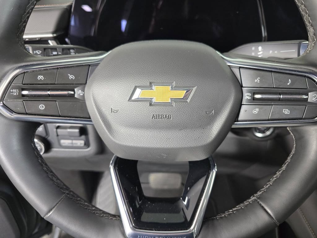 2025 Chevrolet Suburban High Country - Photo 34