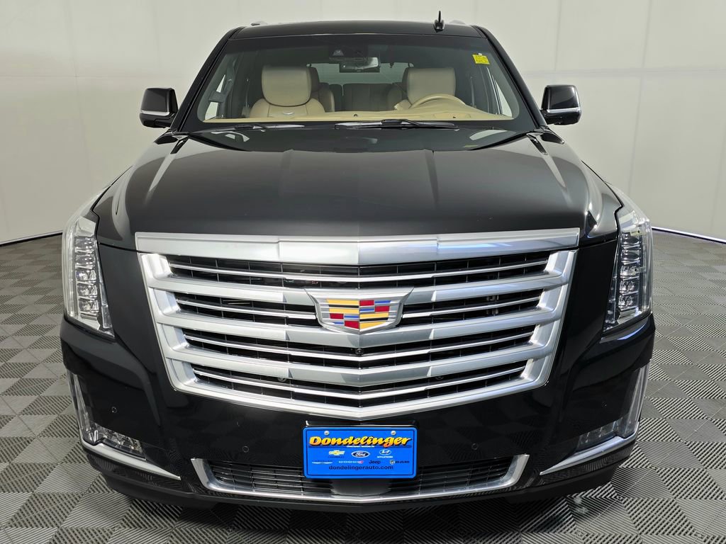Used 2018 Cadillac Escalade Platinum with VIN 1GYS4DKJ7JR122159 for sale in Brainerd, Minnesota