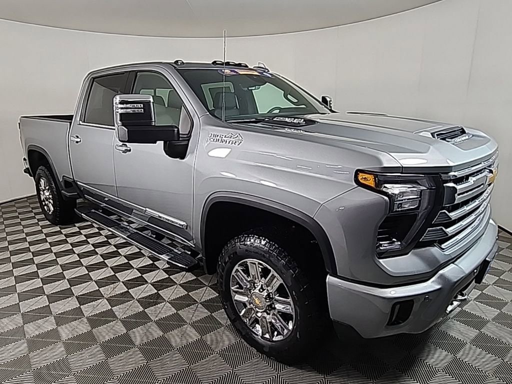 2026 Chevrolet Silverado 3500HD High Country's photo