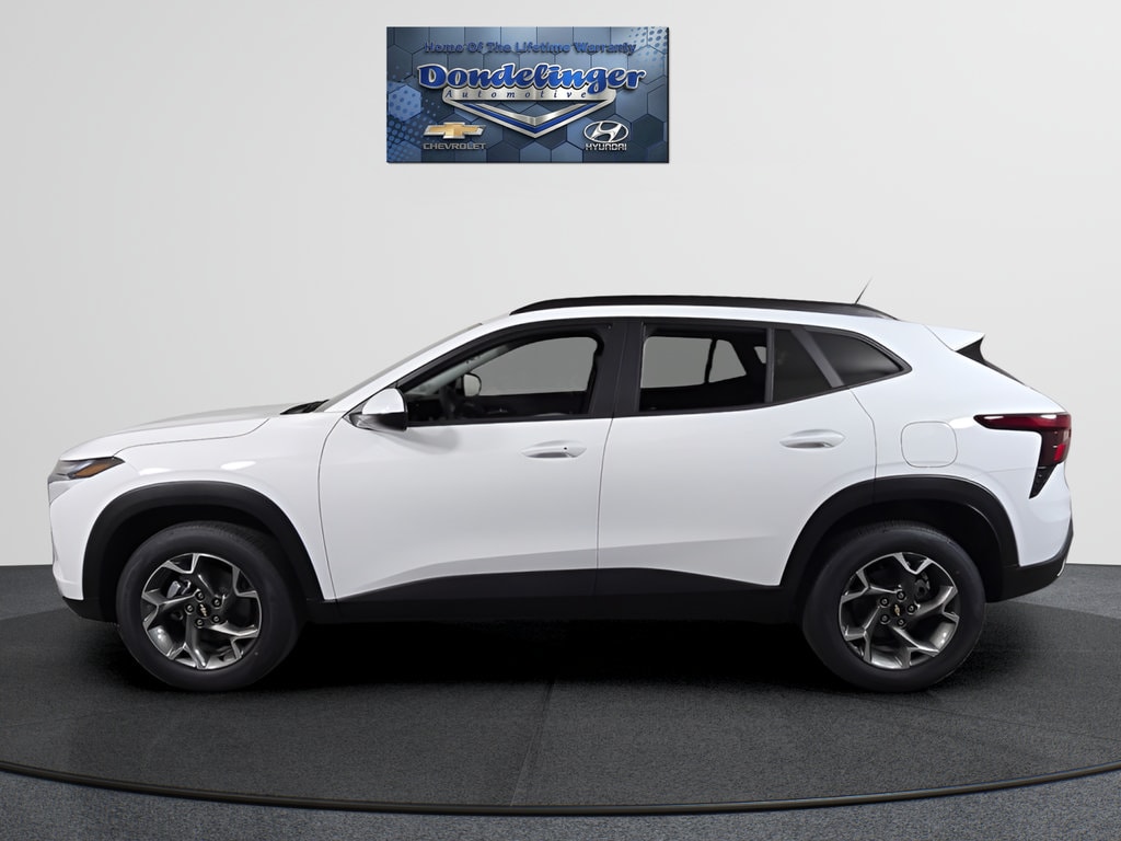2026 Chevrolet Trax LT - Photo 4