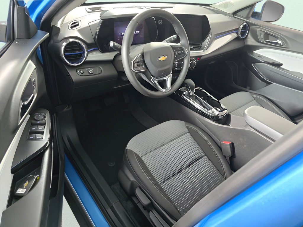 2026 Chevrolet Trax LT - Photo 10