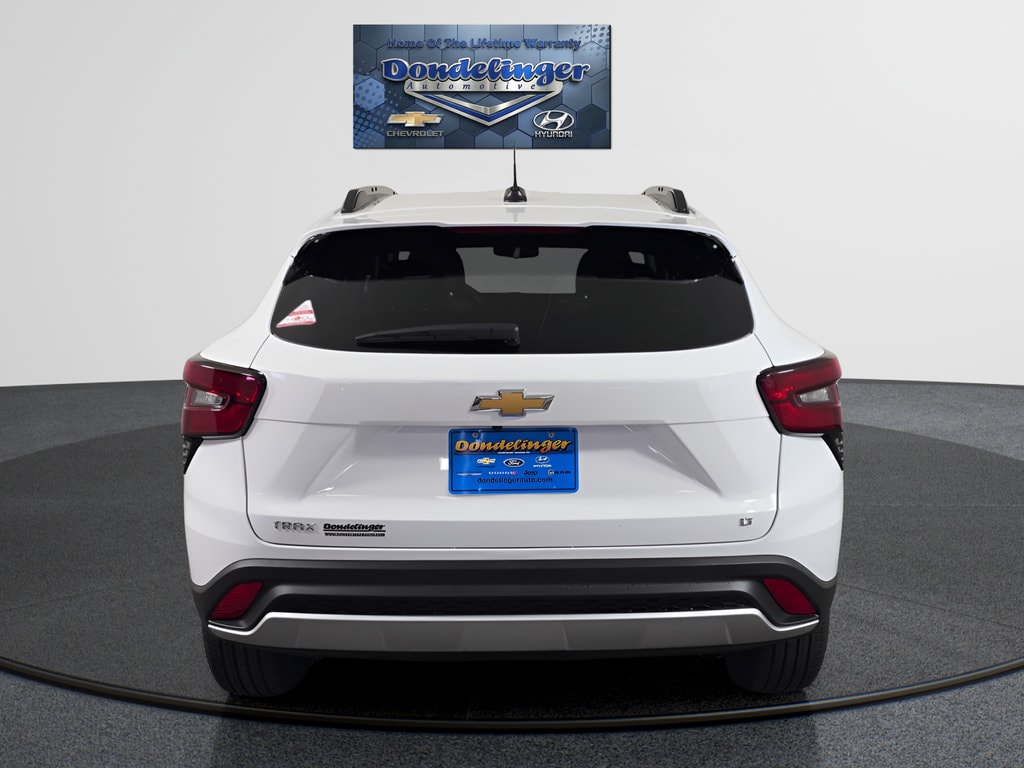 2026 Chevrolet Trax LT - Photo 6