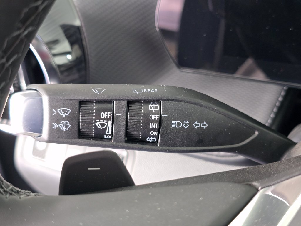 2027 Chevrolet Equinox LT - Photo 22