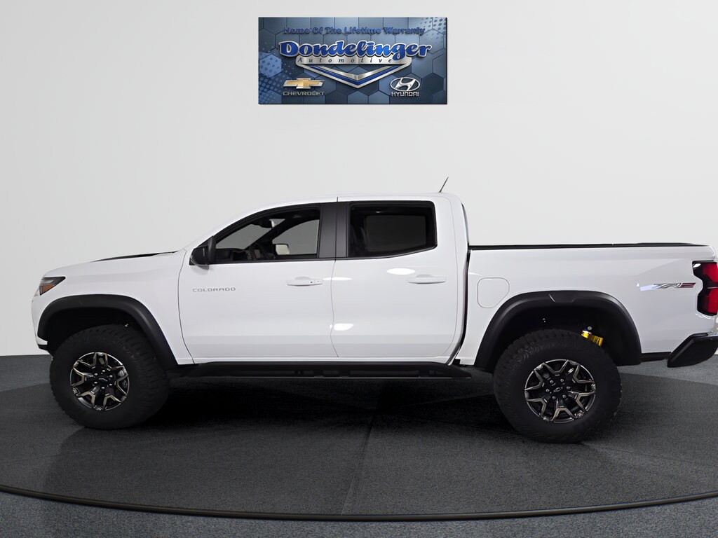 2026 Chevrolet Colorado ZR2 - Photo 4