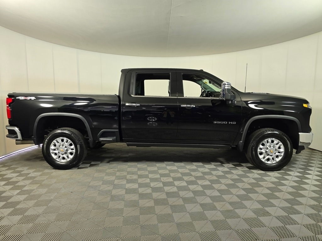 Used 2025 Chevrolet Silverado 3500HD LTZ with VIN 2GC4KUEY2S1128927 for sale in Brainerd, Minnesota