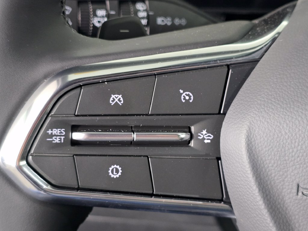 2027 Chevrolet Equinox LT - Photo 25