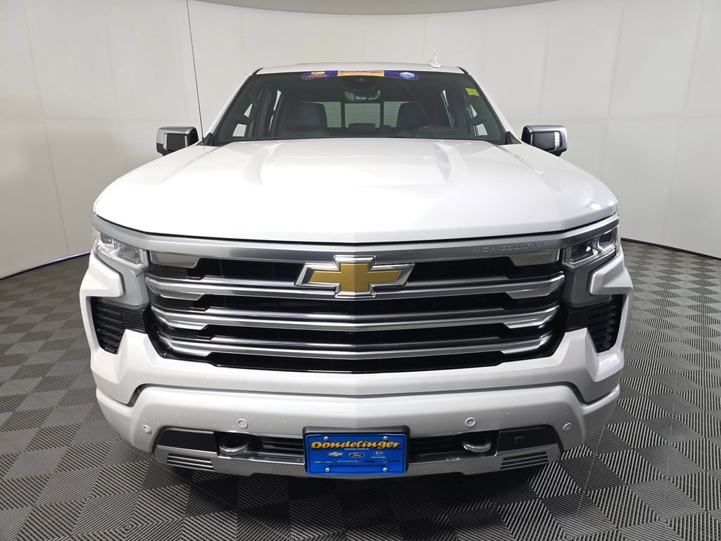 Used 2023 Chevrolet Silverado 1500 High Country with VIN 3GCUDJED3PG351207 for sale in Brainerd, Minnesota
