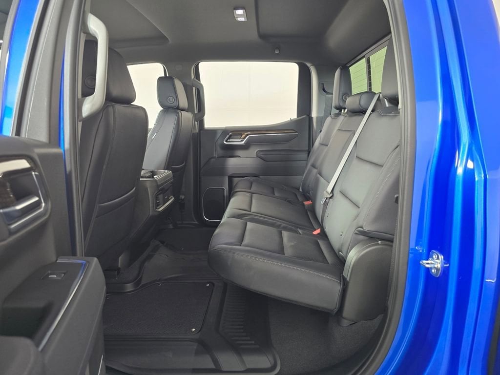 2025 Chevrolet Silverado 1500 RST - Photo 13