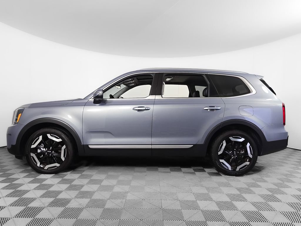 2025 Kia Telluride S - Photo 8