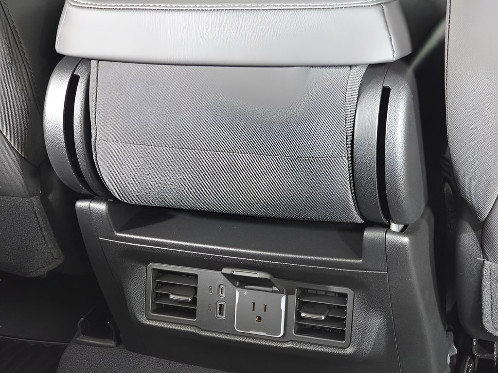 2026 Chevrolet Silverado 1500 LT - Photo 19