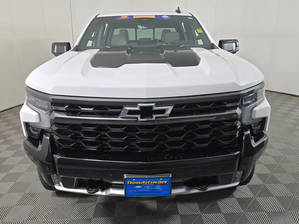 Used 2025 Chevrolet Silverado 1500 ZR2 with VIN 3GCUKHEL2SG213172 for sale in Brainerd, Minnesota