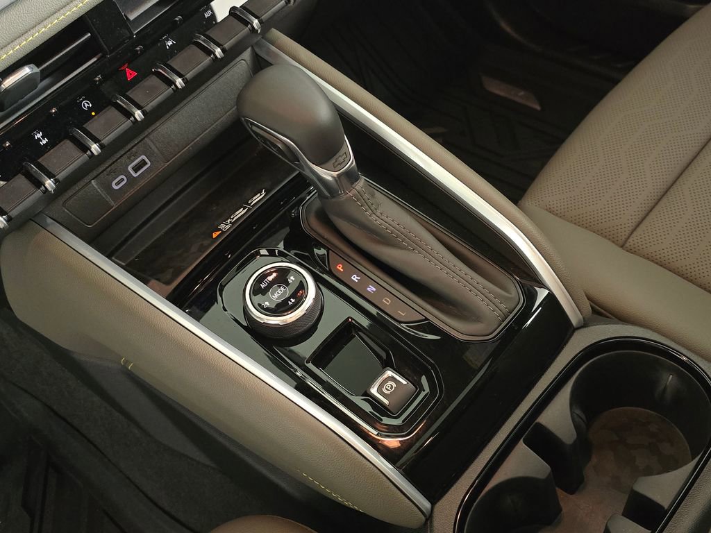 2026 Chevrolet Colorado ZR2 - Photo 31
