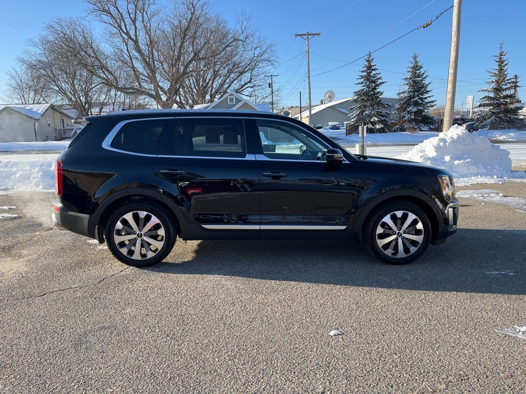 Used 2022 Kia Telluride SX with VIN 5XYP5DHC1NG253674 for sale in Grand Rapids, Minnesota