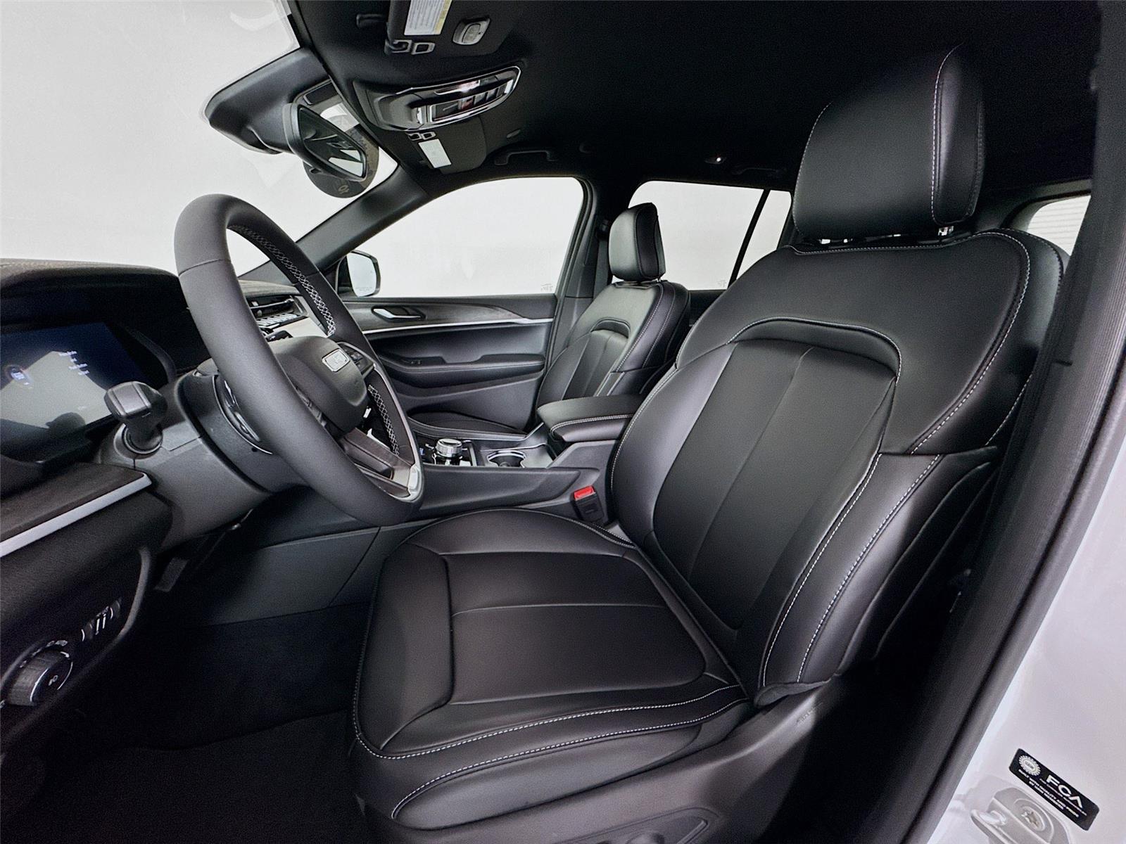 2025 Jeep Grand Cherokee Limited - Photo 11