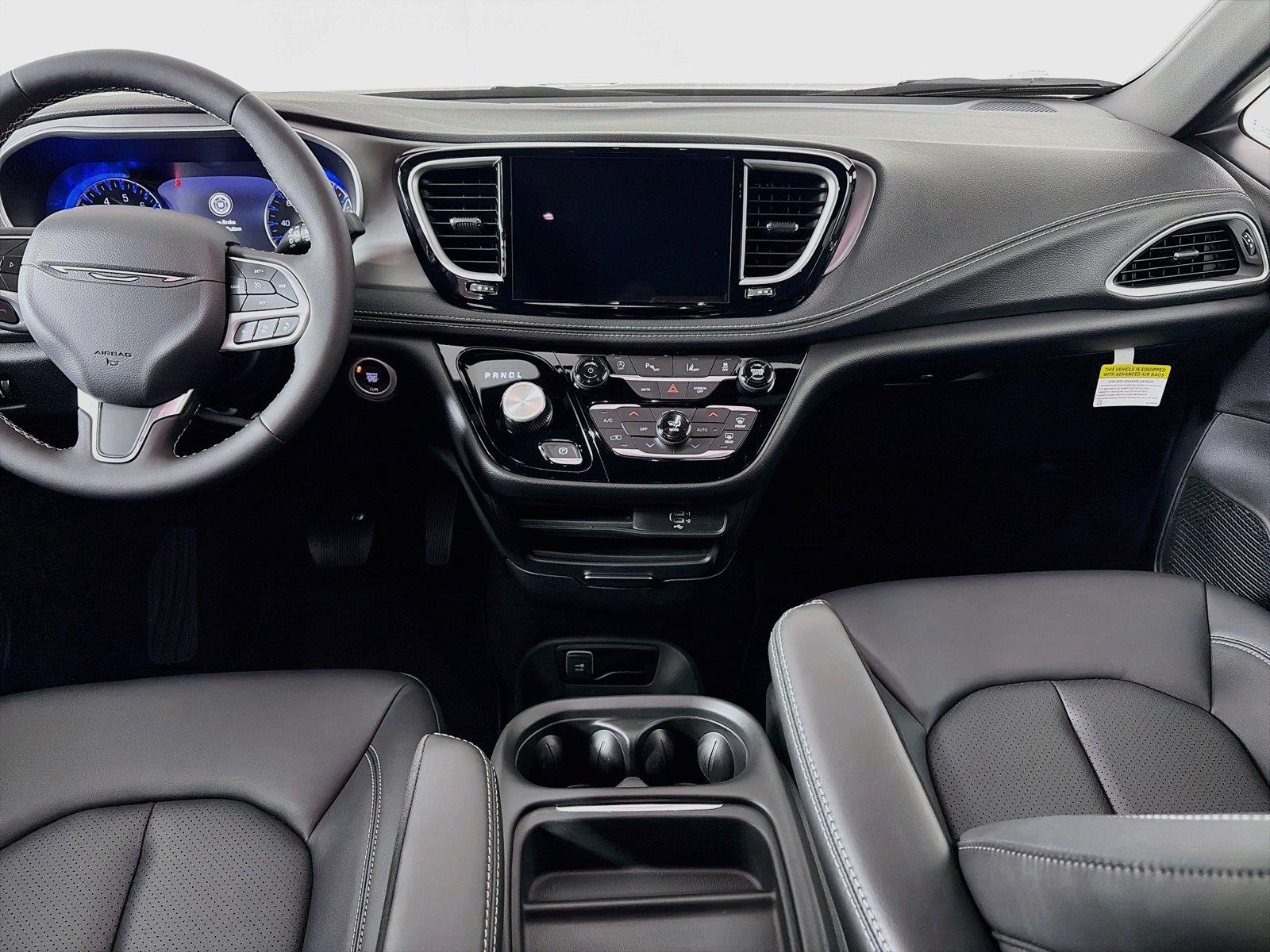 2027 Chrysler Pacifica Select - Photo 34