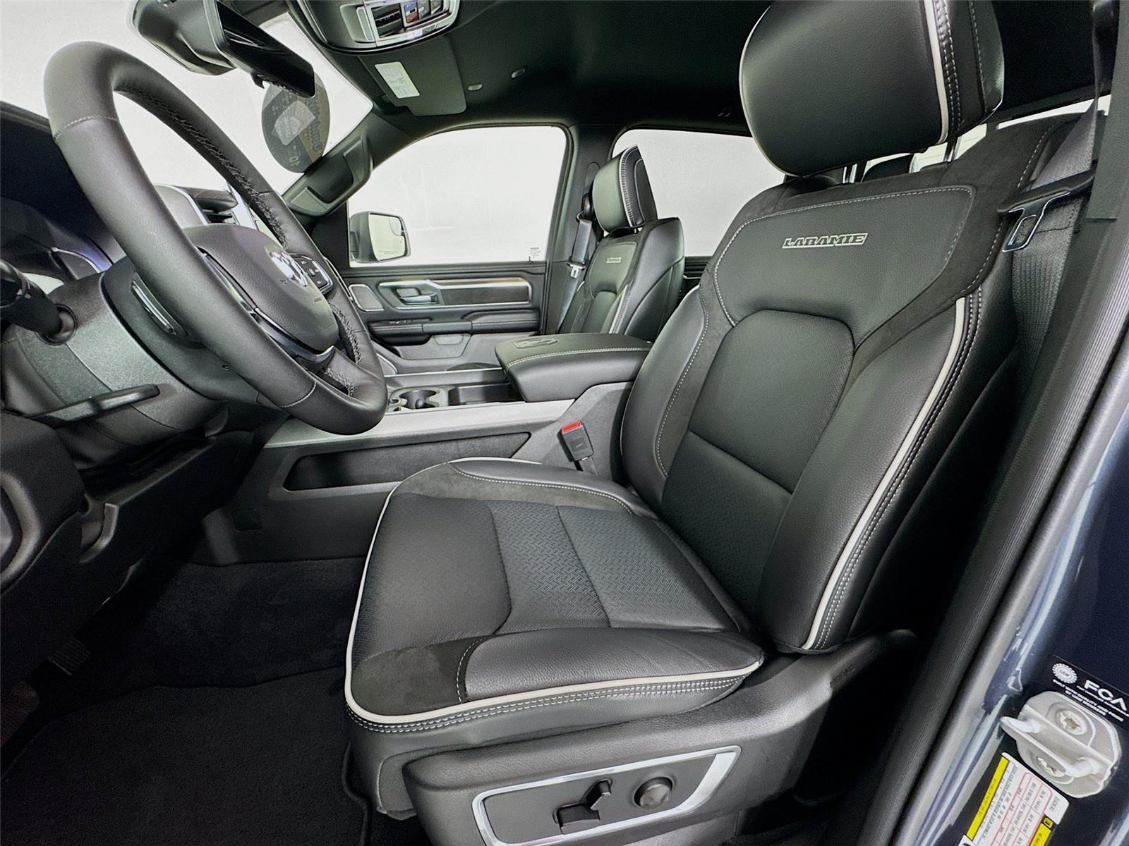 2026 RAM 1500 Laramie - Photo 11