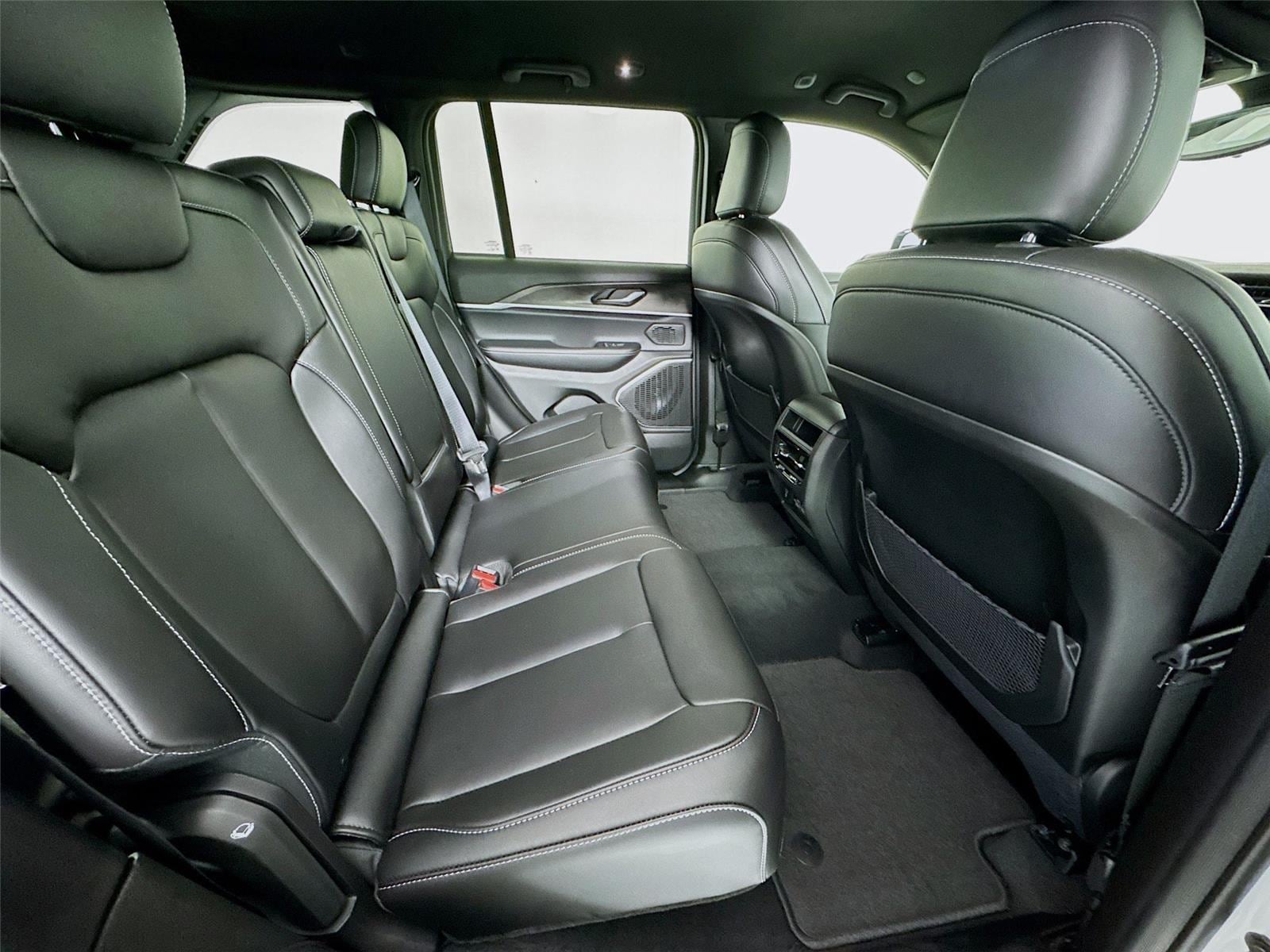 2025 Jeep Grand Cherokee Limited - Photo 28
