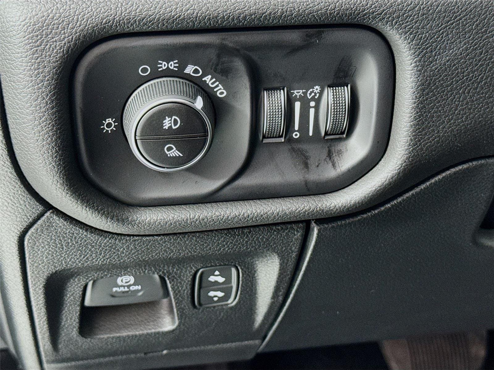 2026 RAM 1500 Laramie - Photo 10