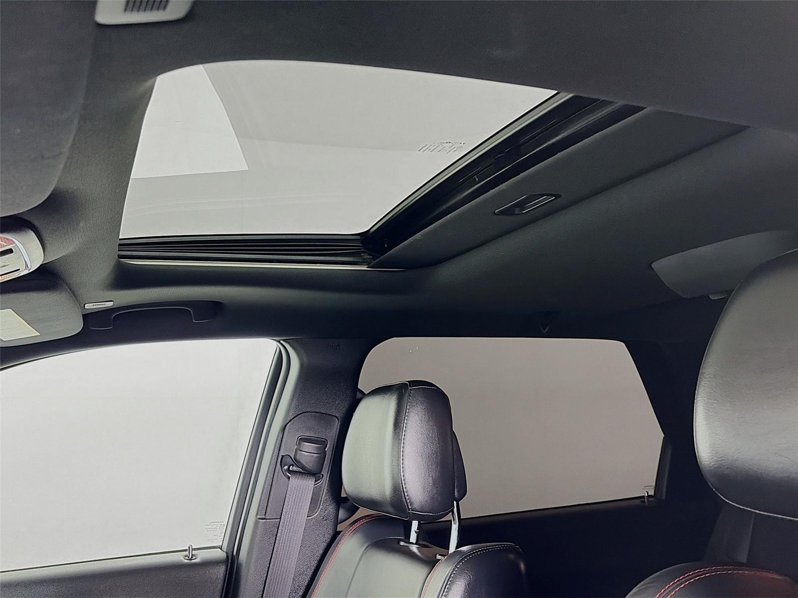2018 Dodge Durango R/T - Photo 13