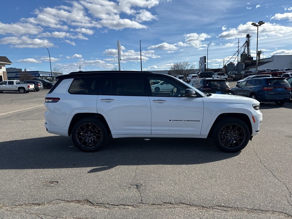 Used 2023 Jeep Grand Cherokee L Summit Reserve with VIN 1C4RJKEG6P8780331 for sale in Grand Rapids, Minnesota
