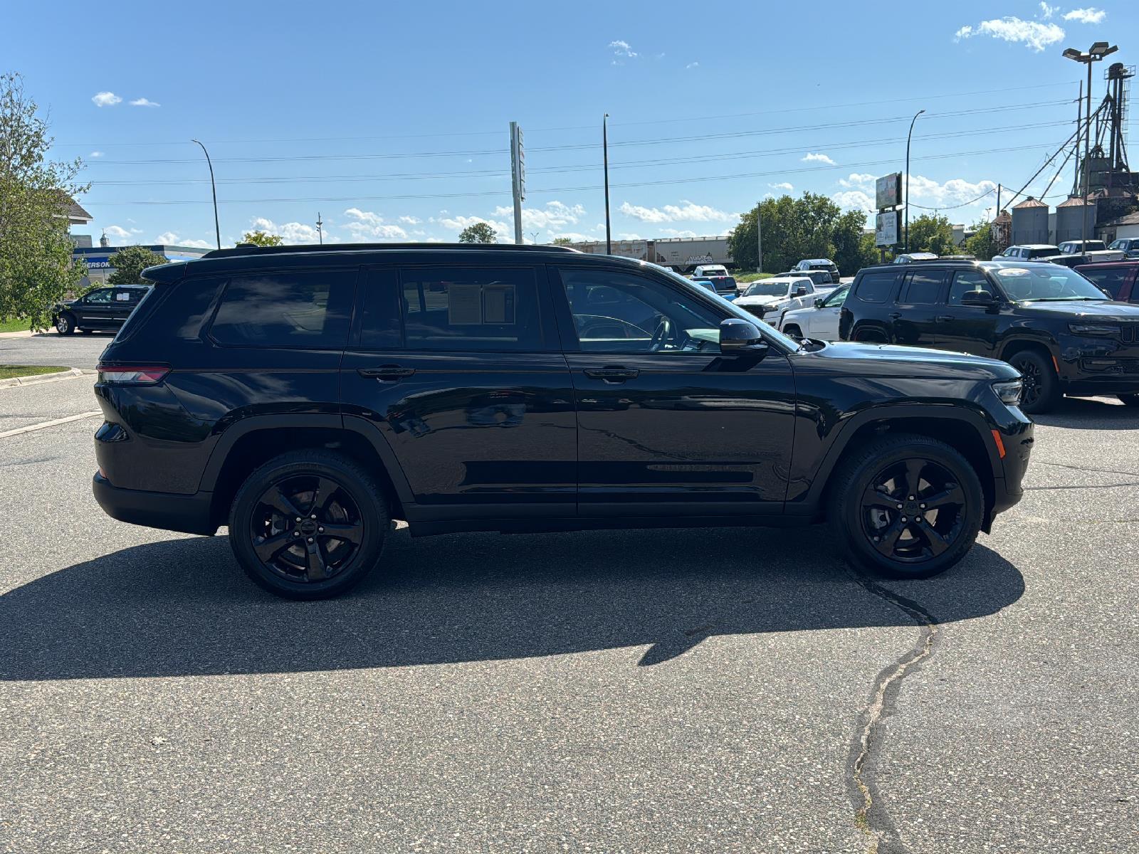 Used 2021 Jeep Grand Cherokee L Altitude with VIN 1C4RJKAG2M8117047 for sale in Grand Rapids, MN