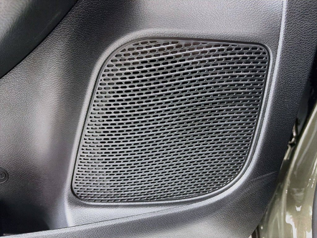 2027 Chrysler Pacifica Select - Photo 18