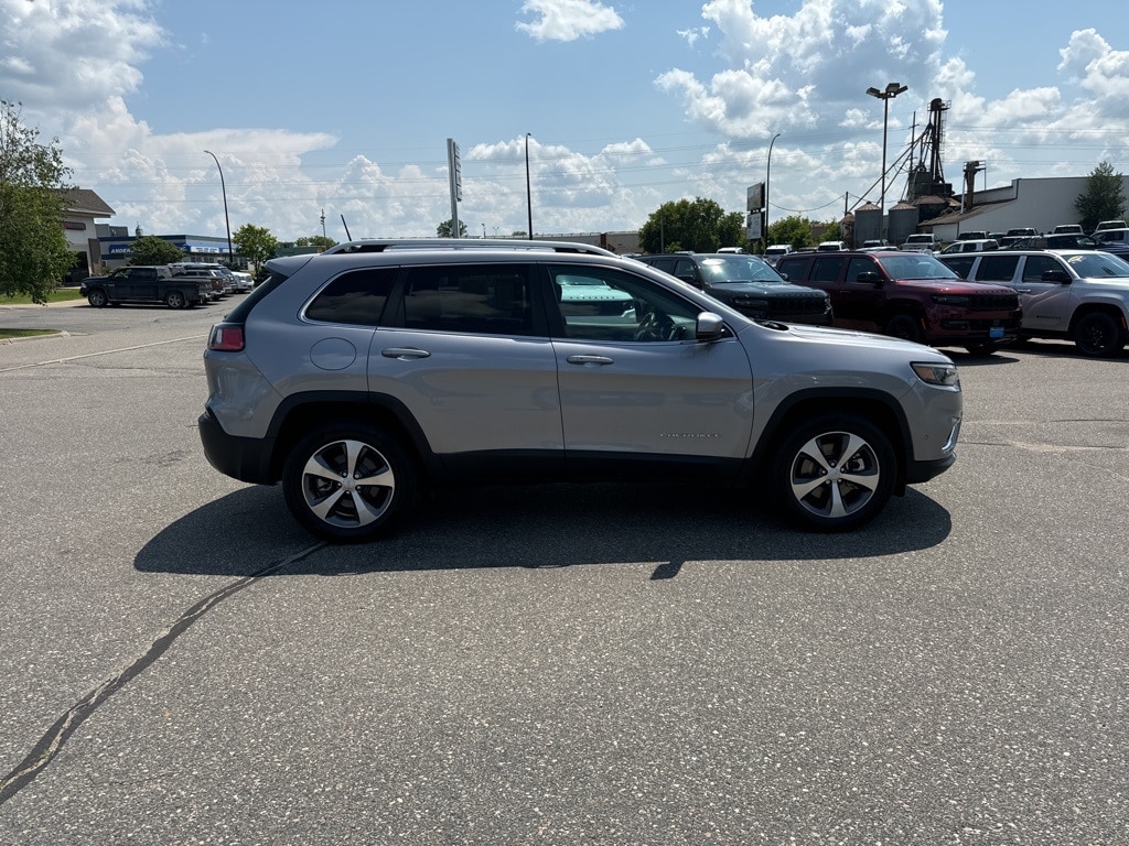 Used 2021 Jeep Cherokee Limited with VIN 1C4PJMDX5MD172551 for sale in Grand Rapids, Minnesota