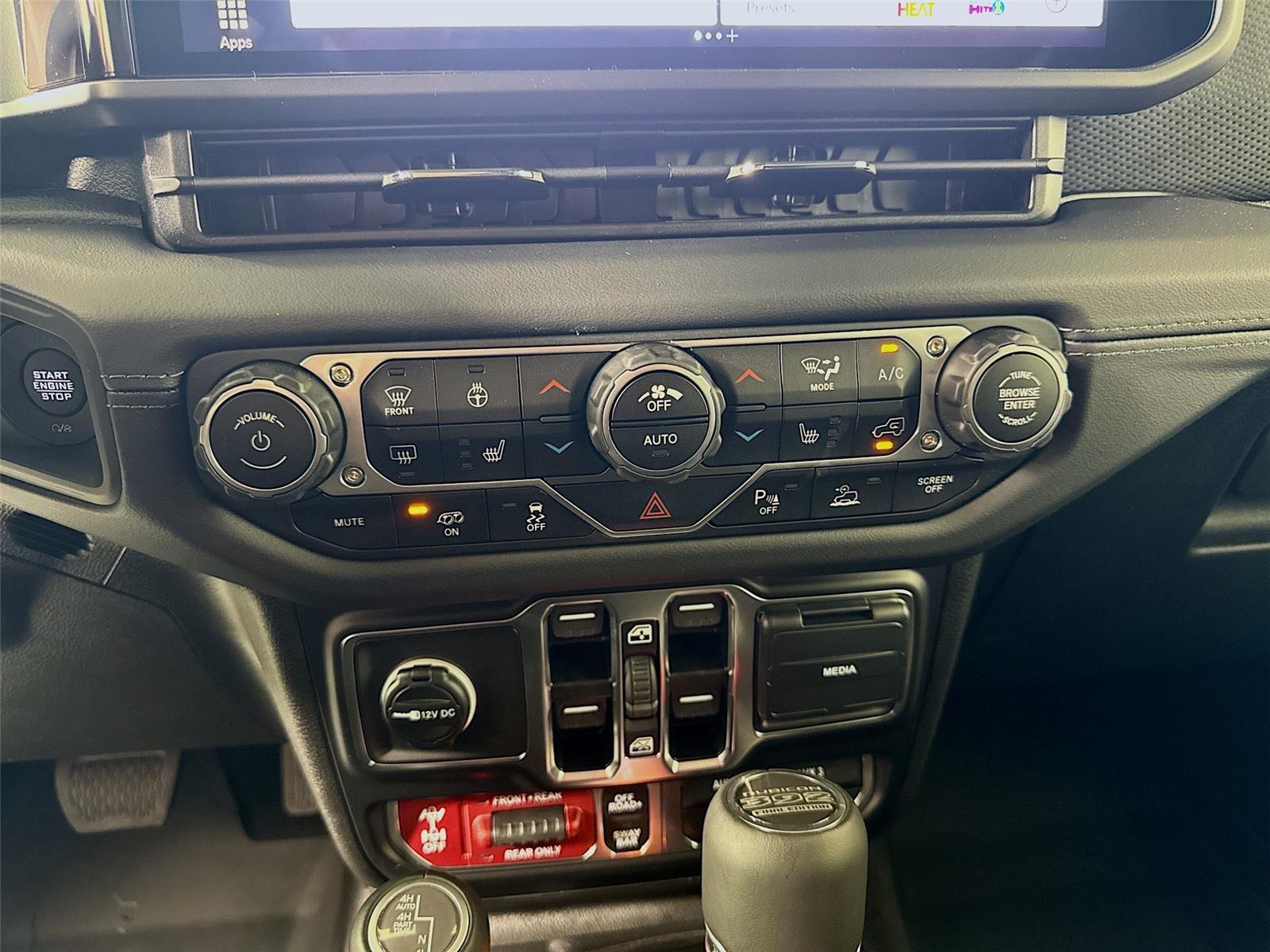 2025 Jeep Wrangler 4-Door Rubicon 392 Final Edition - Photo 18