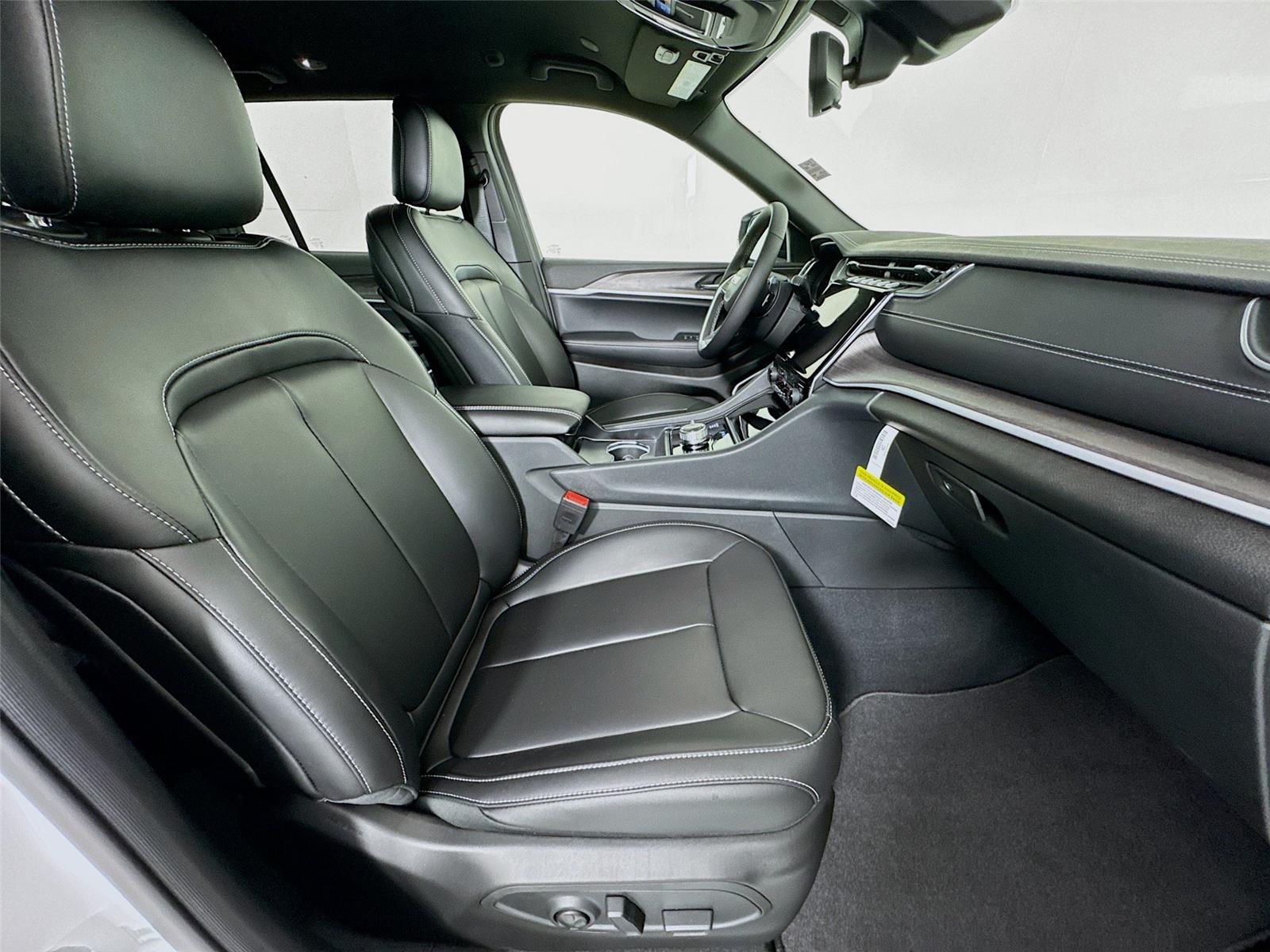 2025 Jeep Grand Cherokee Limited - Photo 29