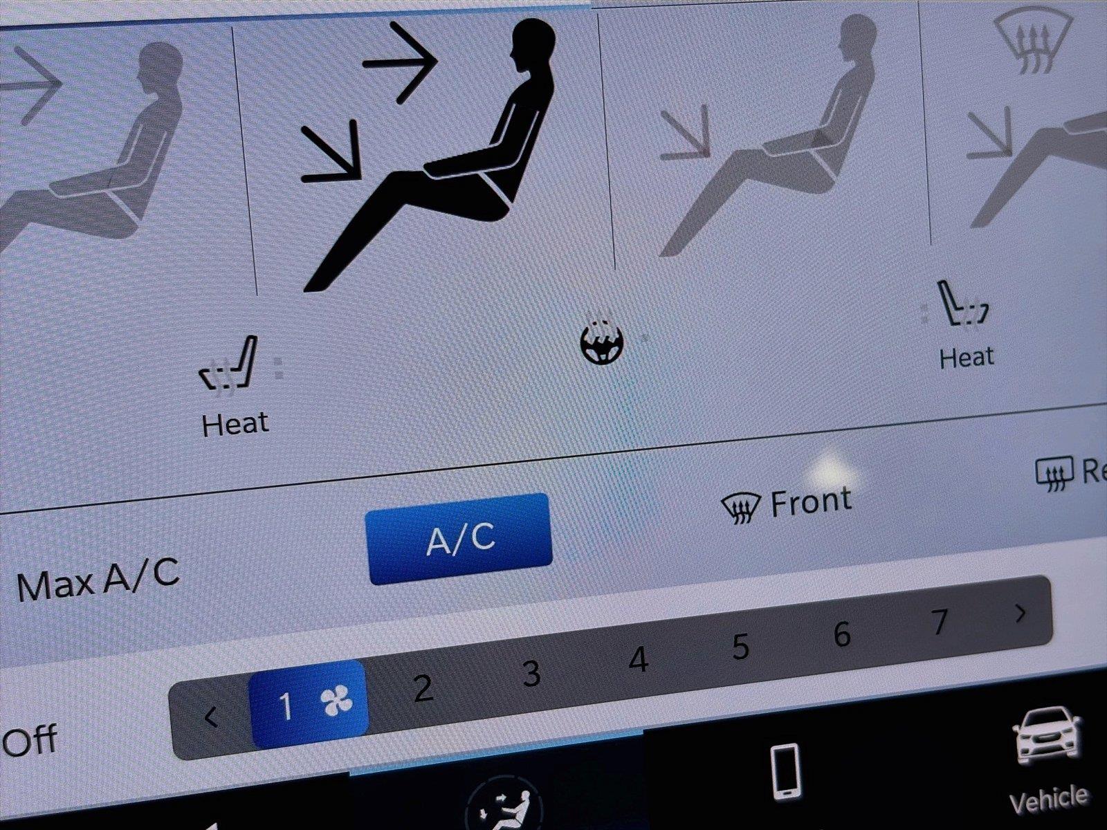 2027 Chrysler Pacifica Select - Photo 21