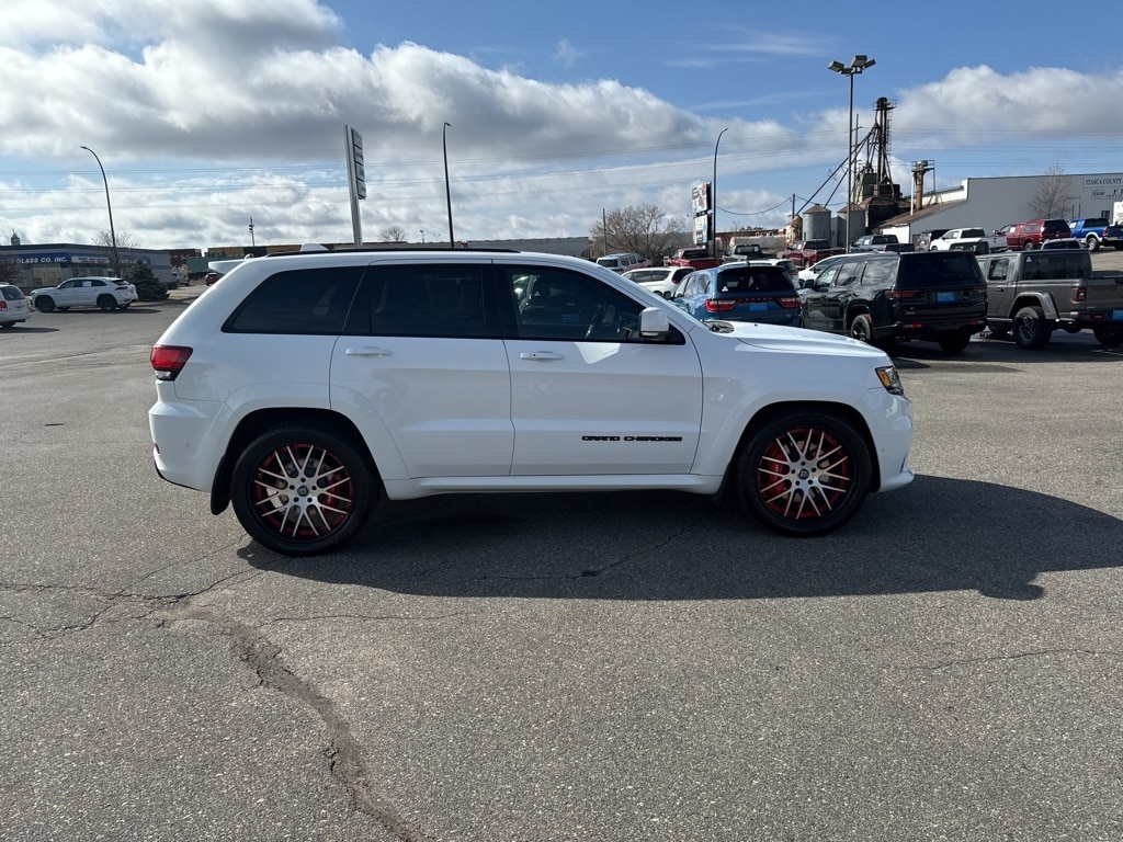 Used 2018 Jeep Grand Cherokee SRT with VIN 1C4RJFDJ8JC359283 for sale in Grand Rapids, Minnesota