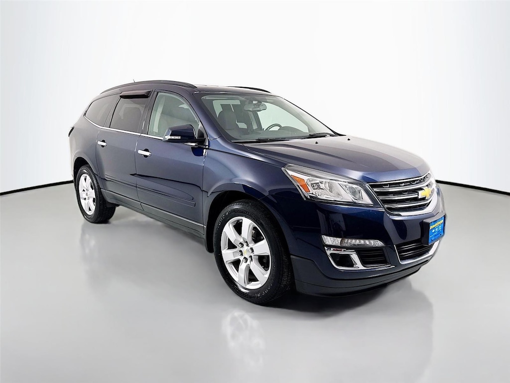 Used 2017 Chevrolet Traverse LT SUV