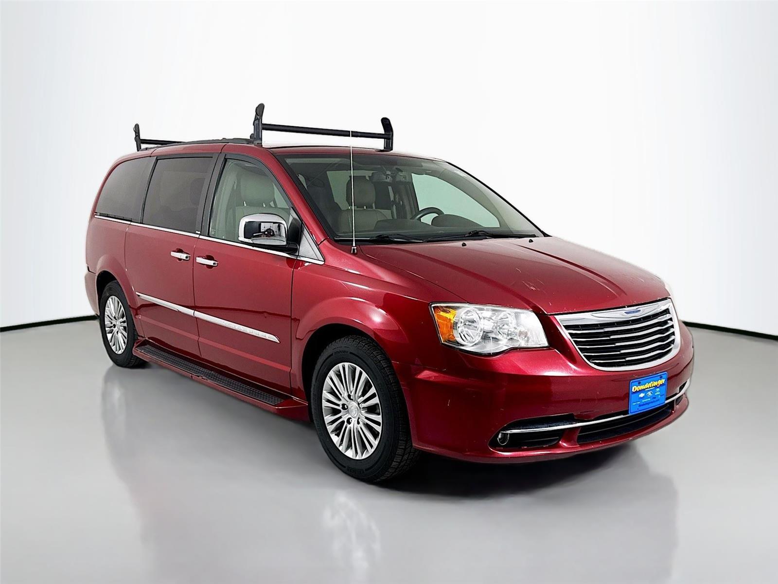 2013 Chrysler Town & Country Touring-L