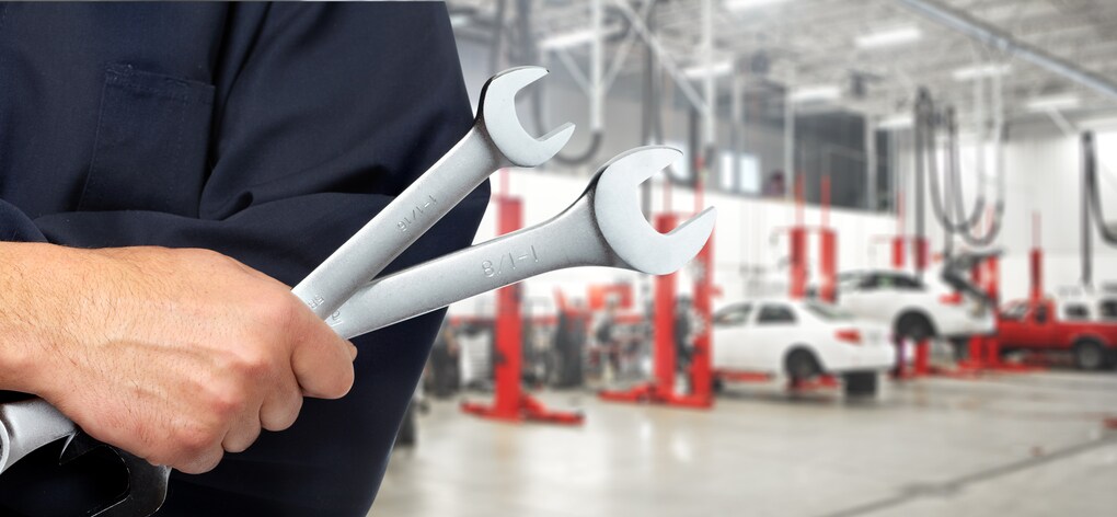 Newly renovated service lounge with comfortable seating, snacks and beverages