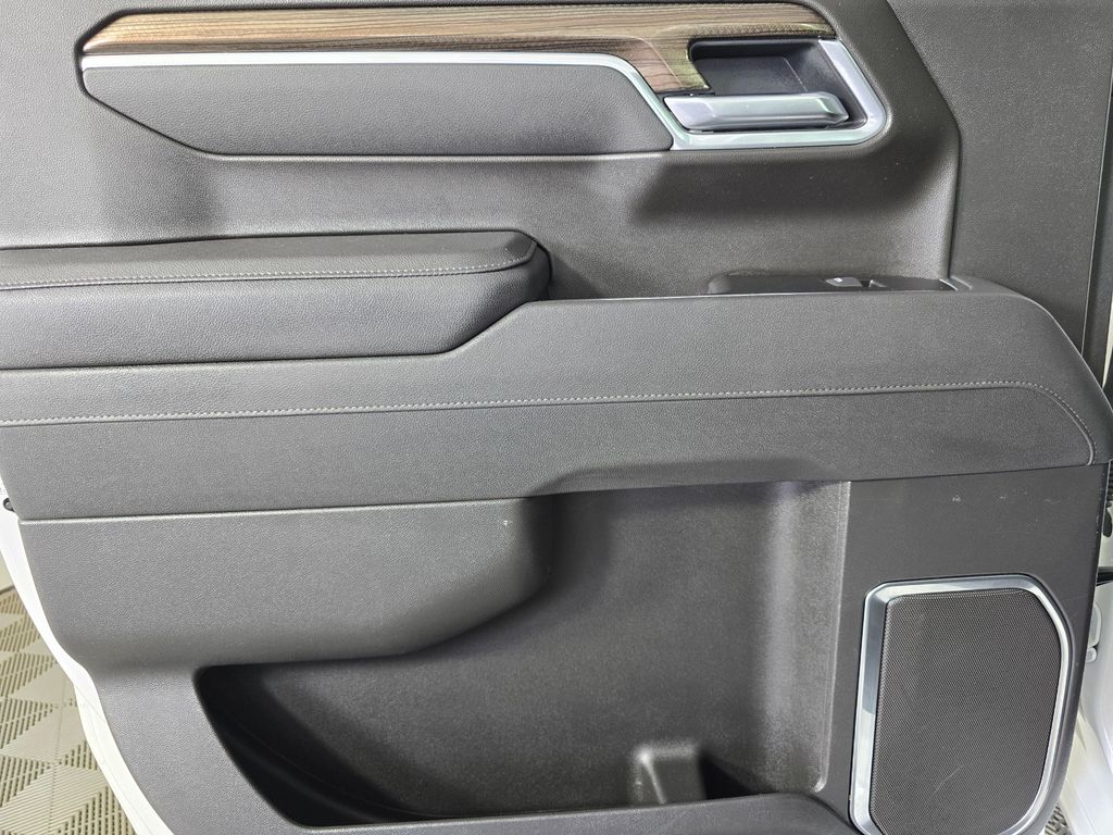 2026 Chevrolet Silverado 1500 RST - Photo 35