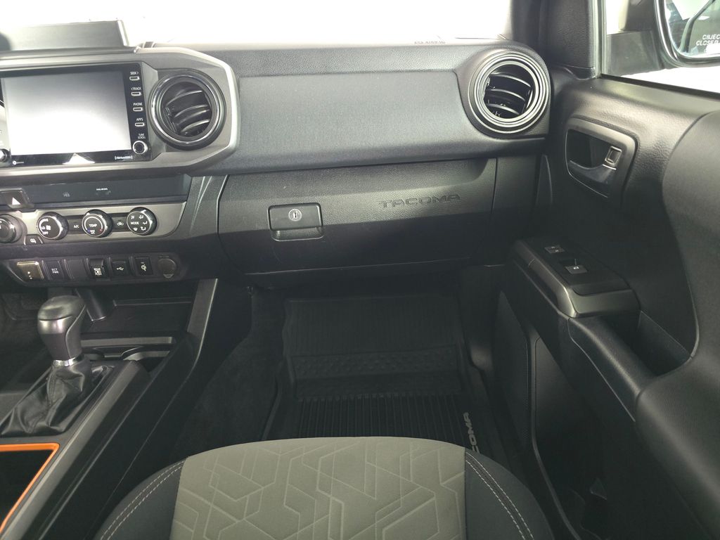 2020 Toyota Tacoma TRD Sport - Photo 17