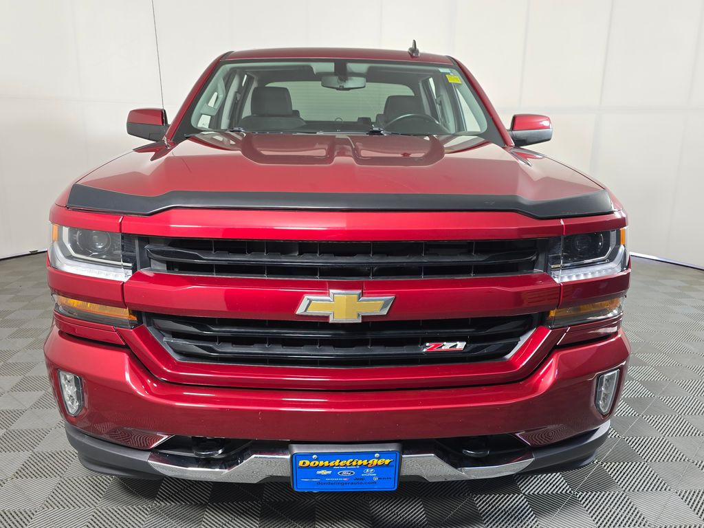 Used 2018 Chevrolet Silverado 1500 LT with VIN 3GCUKREC1JG352651 for sale in Baxter, Minnesota