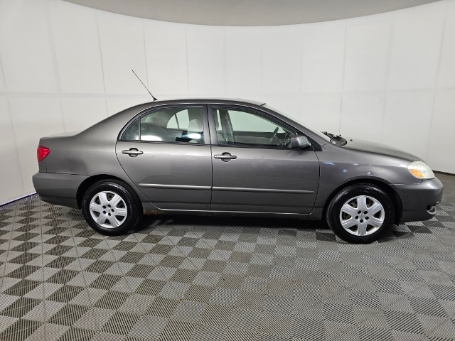 Used 2007 Toyota Corolla LE with VIN 1NXBR32E47Z852651 for sale in Baxter, Minnesota