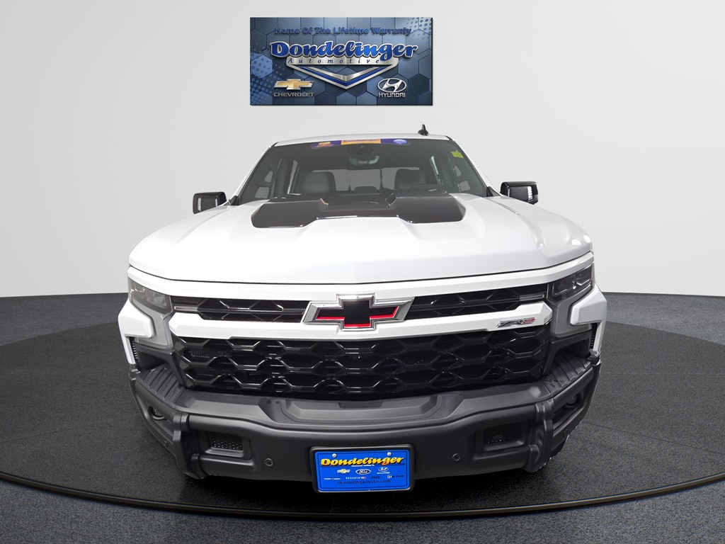 2024 Chevrolet Silverado 1500 ZR2 - Photo 2