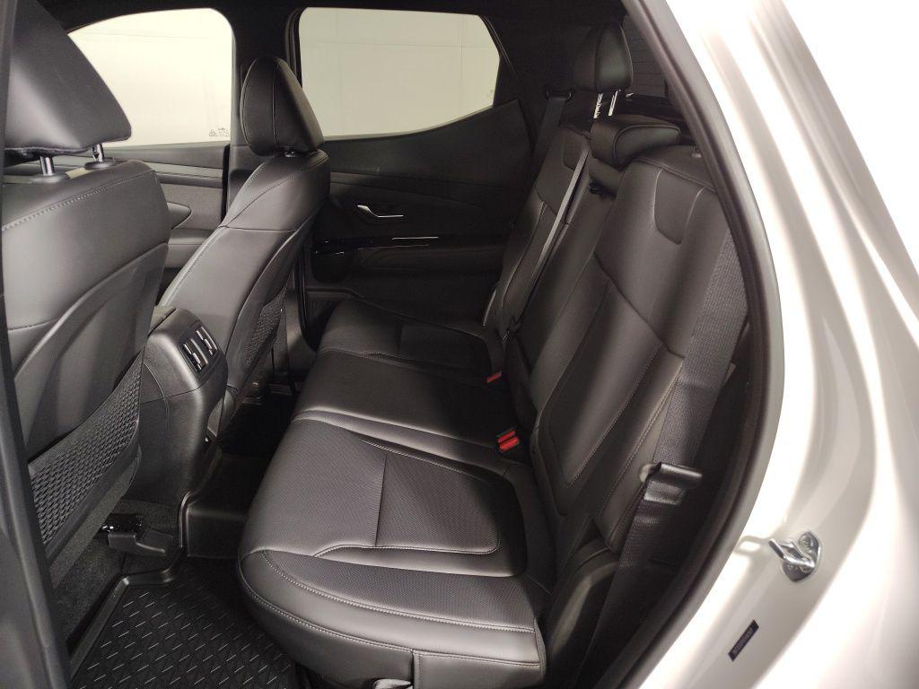 2026 Hyundai Santa Cruz Limited - Photo 25