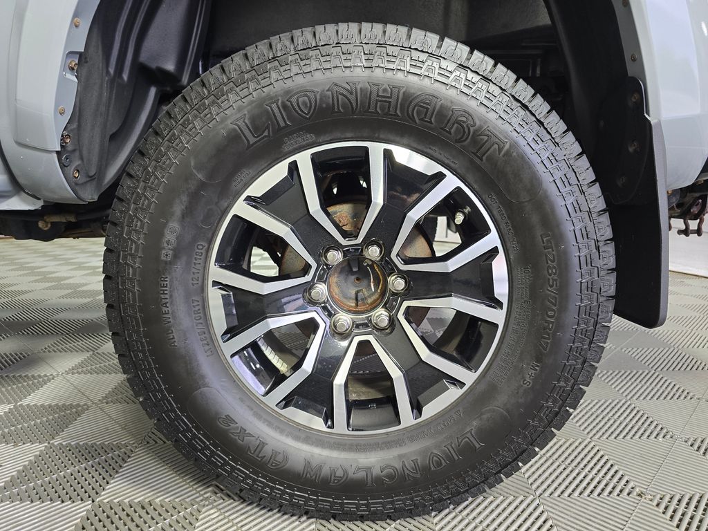 2020 Toyota Tacoma TRD Sport - Photo 33