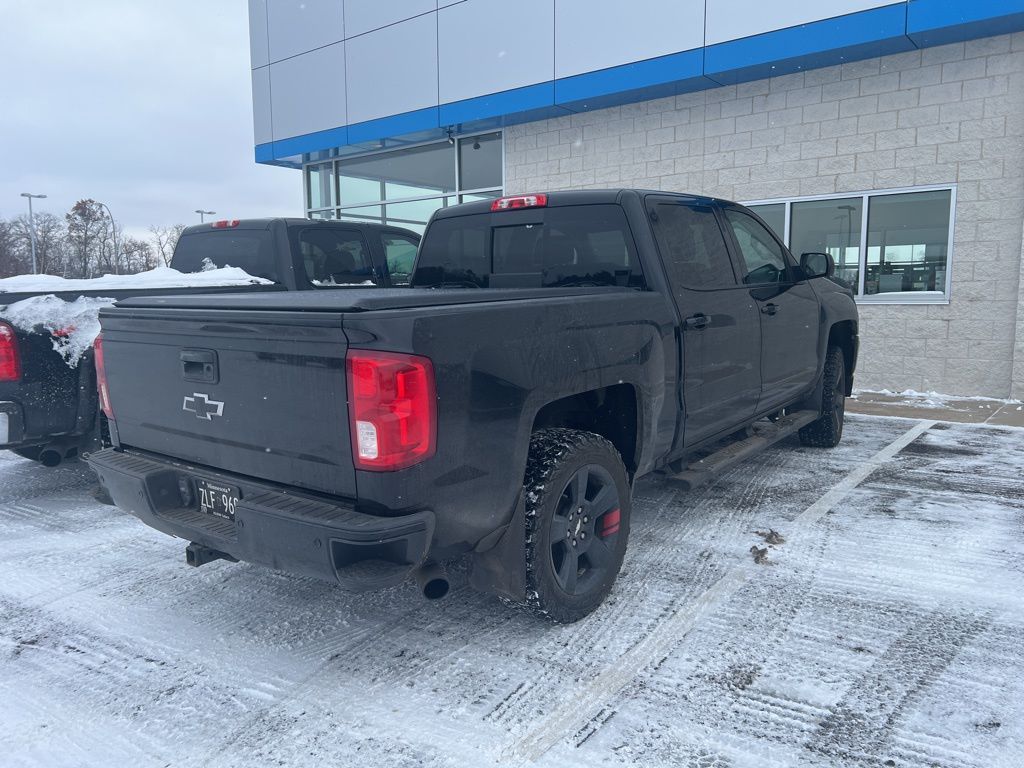 2017 Chevrolet Silverado 1500 LTZ photo 2