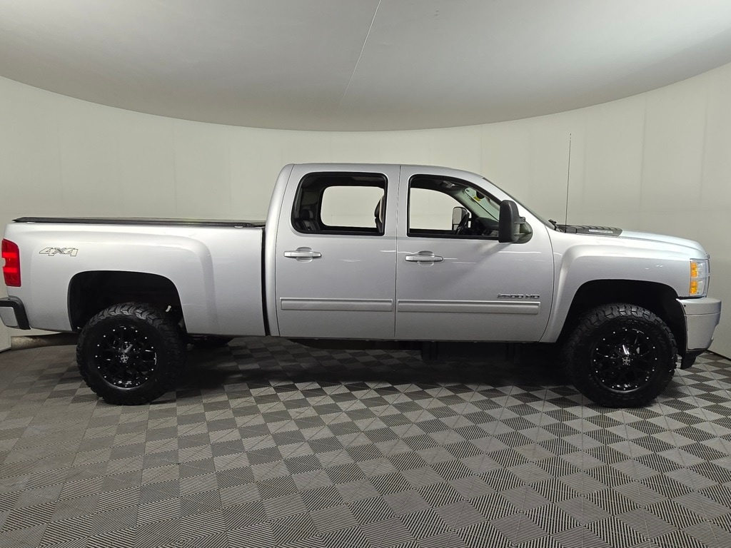 Used 2014 Chevrolet Silverado 2500HD LTZ with VIN 1GC1KYE81EF189094 for sale in Baxter, Minnesota
