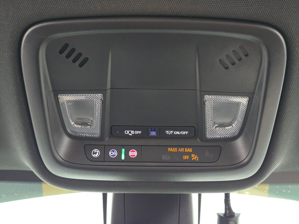 2023 Chevrolet Traverse LS - Photo 31