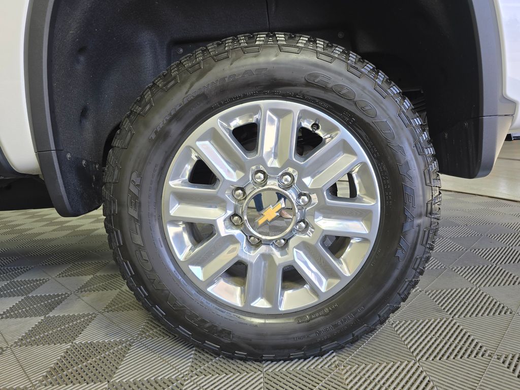 2025 Chevrolet Silverado 2500HD High Country - Photo 35